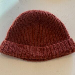 Cozy Ribbed Beanie Hat - Rust